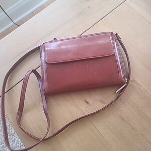 HOBO International Crossbody Leather Wallet/bag.